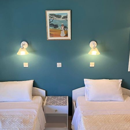Roxani Studios-Apartments Петра Екстер'єр фото
